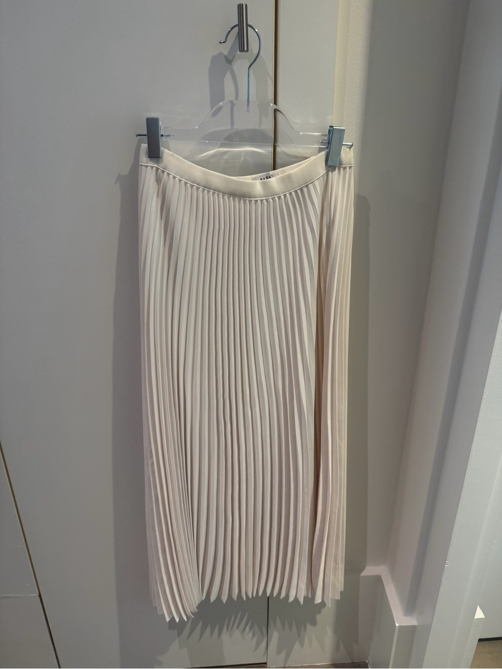 Aritzia Pleated Midi Skirt in Light Cream